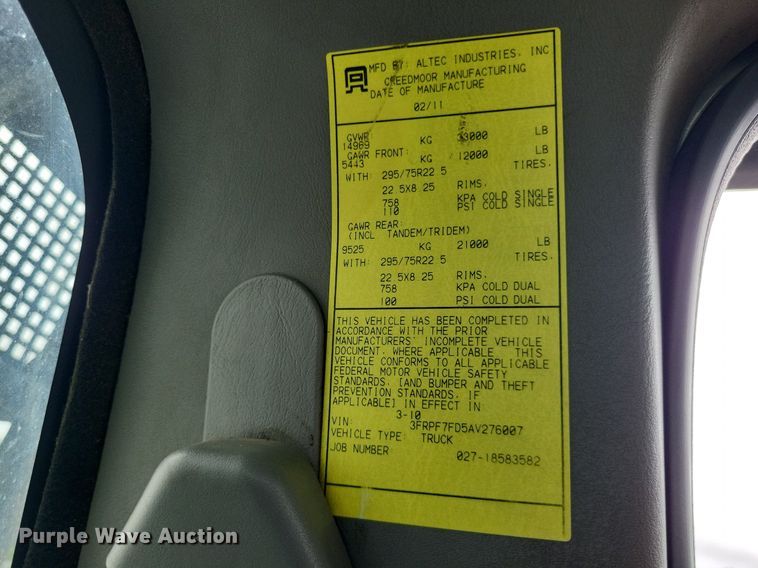 image for item LS9621 2010 Ford F750 Super Duty XL  forestry bucket truck