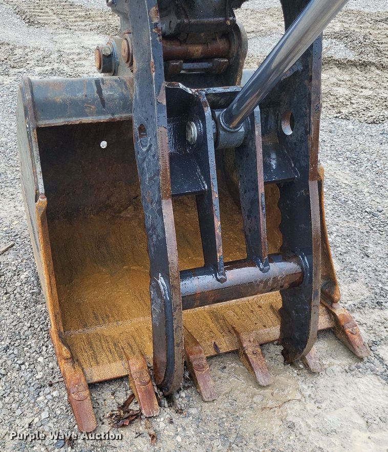 image for item LS9622 2018 Bobcat E85  mini excavator