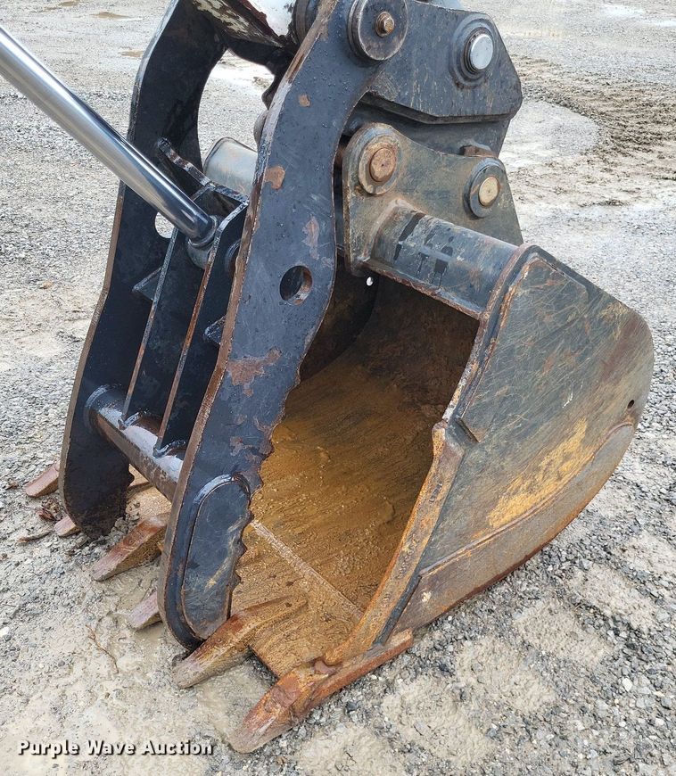 image for item LS9622 2018 Bobcat E85  mini excavator