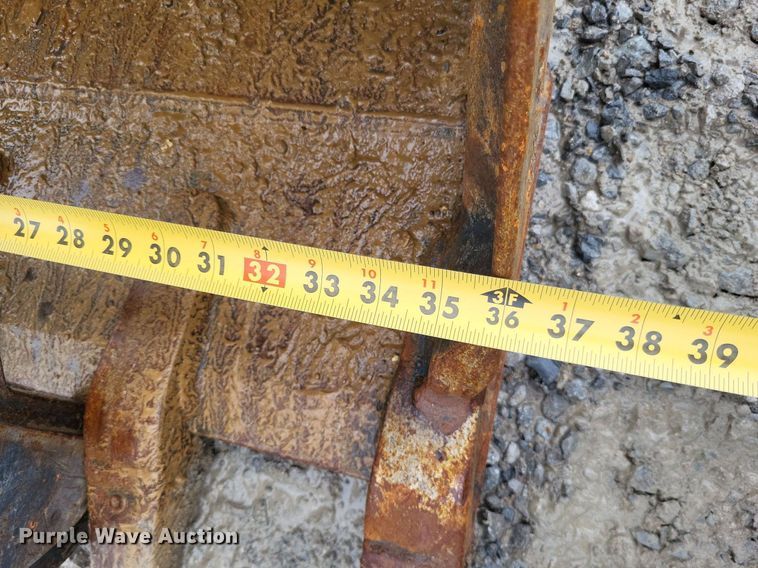 image for item LS9622 2018 Bobcat E85  mini excavator