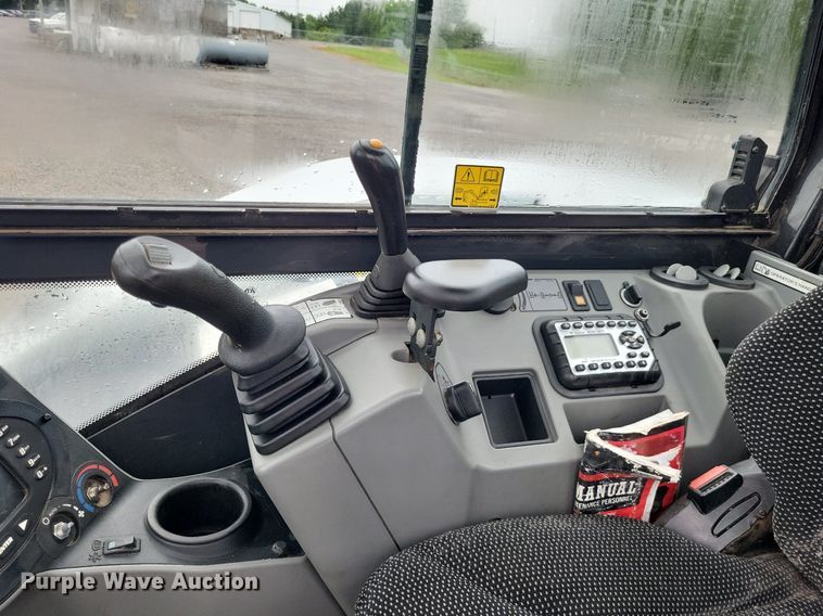 image for item LS9622 2018 Bobcat E85  mini excavator