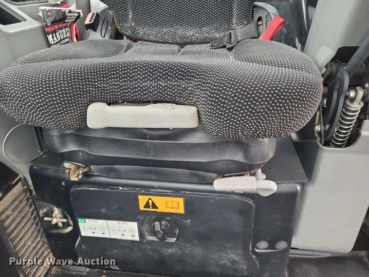 image for item LS9622 2018 Bobcat E85  mini excavator