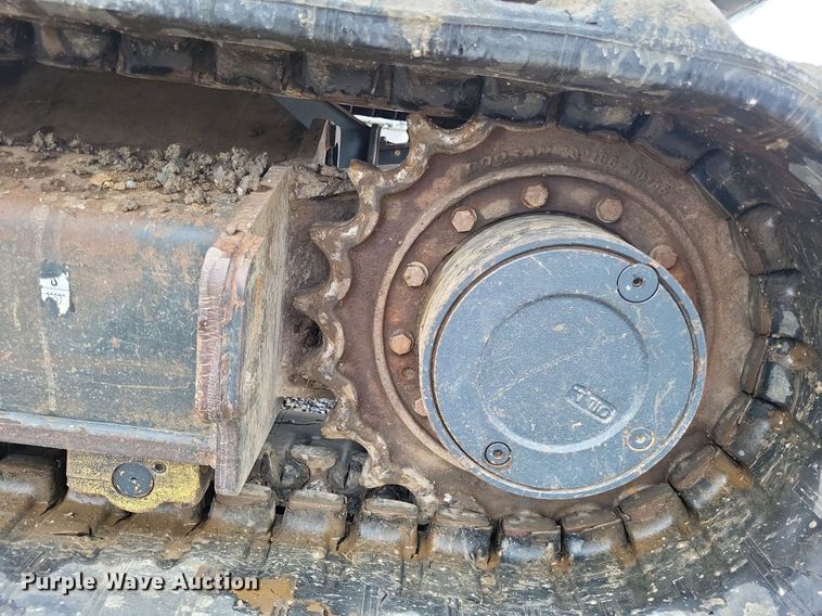 image for item LS9622 2018 Bobcat E85  mini excavator