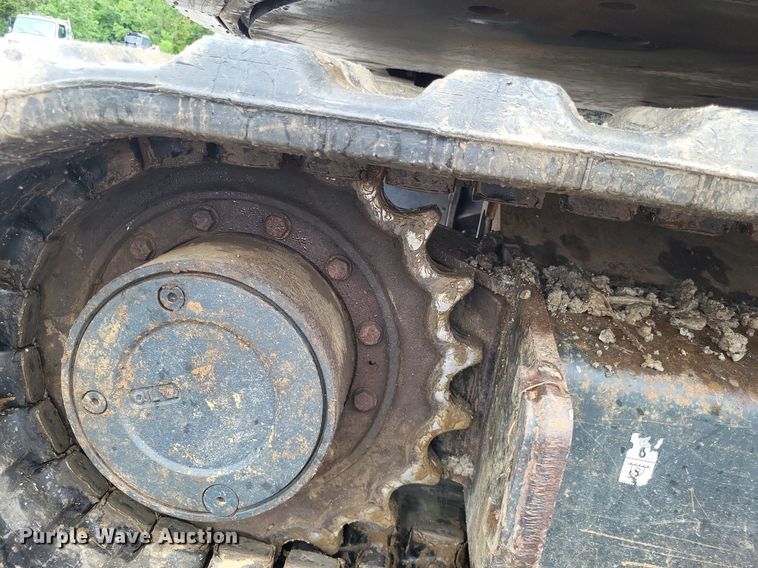 image for item LS9622 2018 Bobcat E85  mini excavator