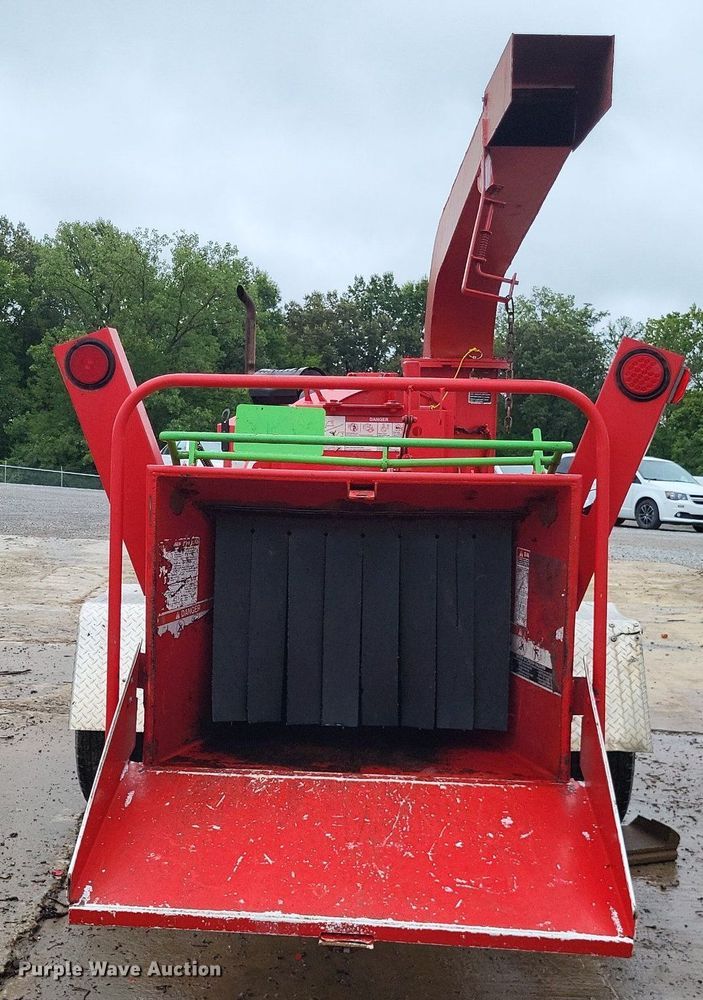 image for item LS9623 Altec DC-1317  wood chipper