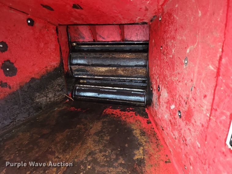 image for item LS9623 Altec DC-1317  wood chipper