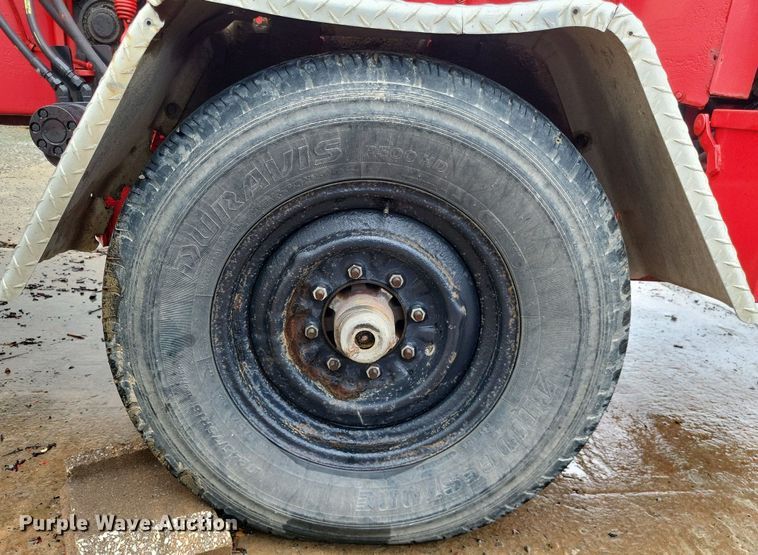 image for item LS9623 Altec DC-1317  wood chipper