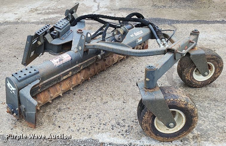 image for item LS9625 2015 Bobcat 84SCHHF  skid steer soil conditioner