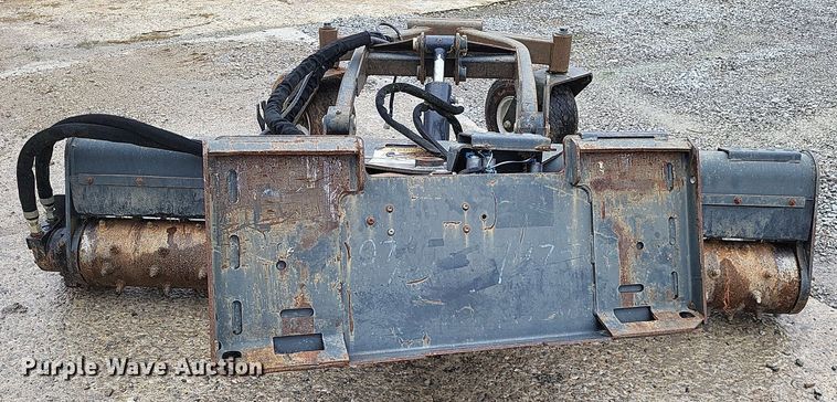 image for item LS9625 2015 Bobcat 84SCHHF  skid steer soil conditioner