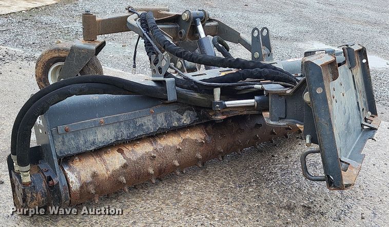 image for item LS9625 2015 Bobcat 84SCHHF  skid steer soil conditioner