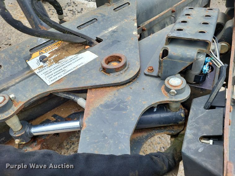 image for item LS9625 2015 Bobcat 84SCHHF  skid steer soil conditioner