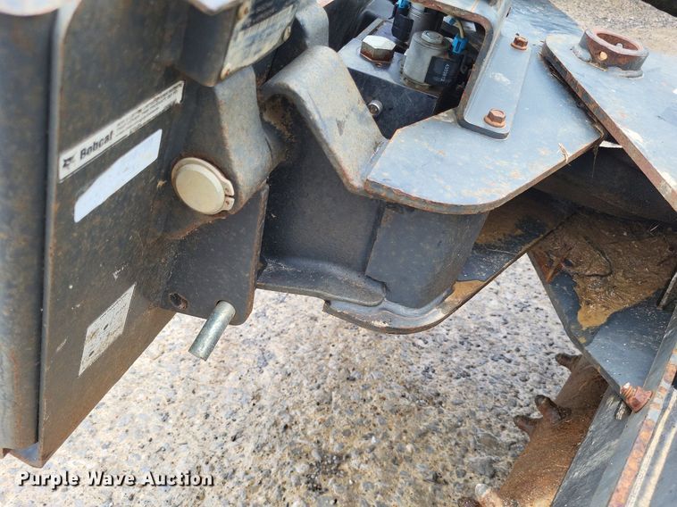 image for item LS9625 2015 Bobcat 84SCHHF  skid steer soil conditioner