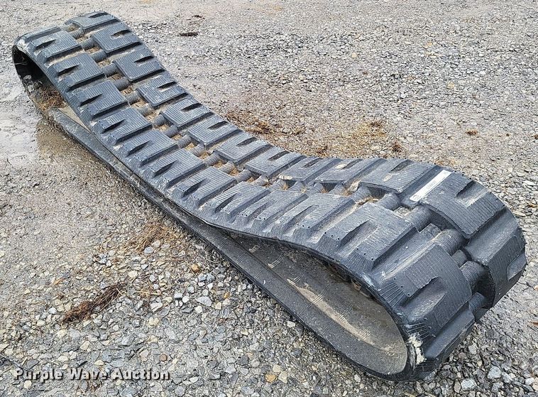 image for item LS9627 Bridgestone  18" W track