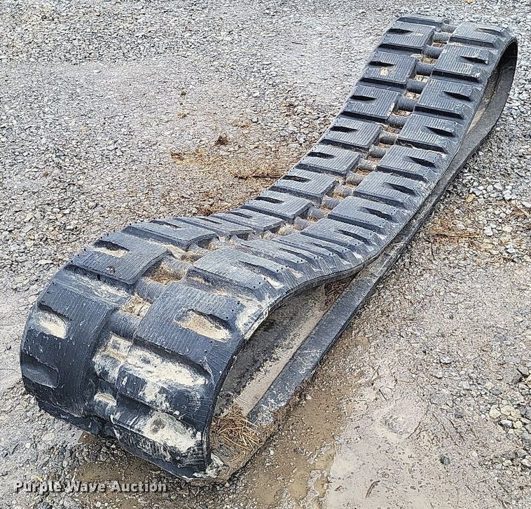 image for item LS9627 Bridgestone  18" W track