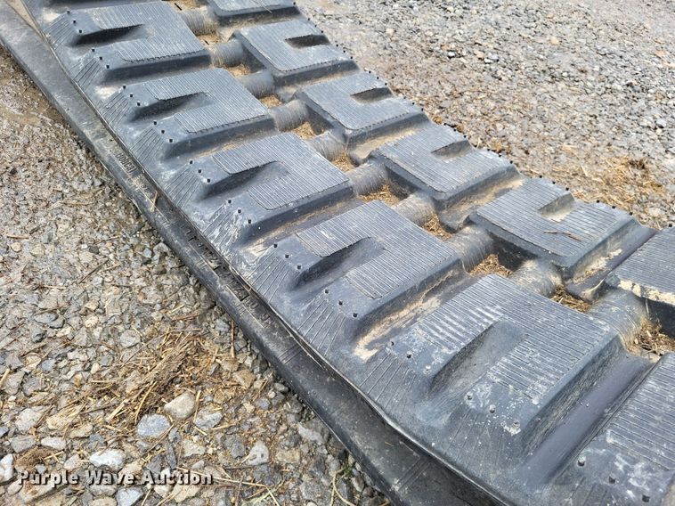 image for item LS9627 Bridgestone  18" W track