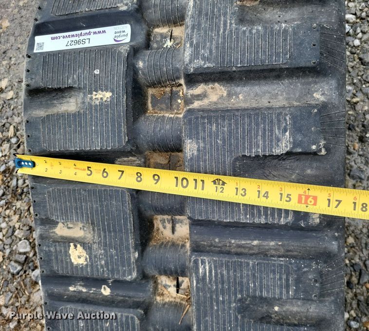 image for item LS9627 Bridgestone  18" W track