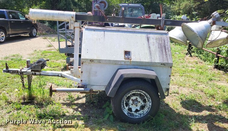 image for item LS9650 1998 Night Buster 4000  light plant