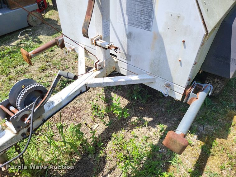 image for item LS9650 1998 Night Buster 4000  light plant