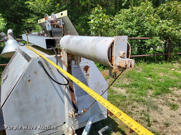 image for item LS9650 1998 Night Buster 4000  light plant