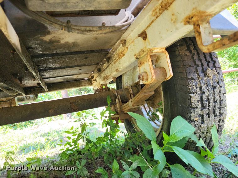 image for item LS9650 1998 Night Buster 4000  light plant