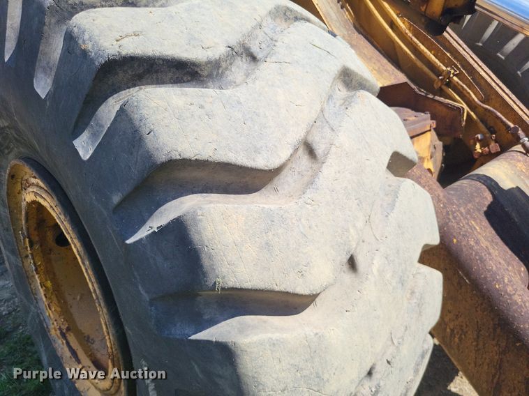 image for item LS9652 John Deere 844  wheel loader
