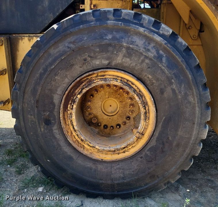 image for item LS9652 John Deere 844  wheel loader