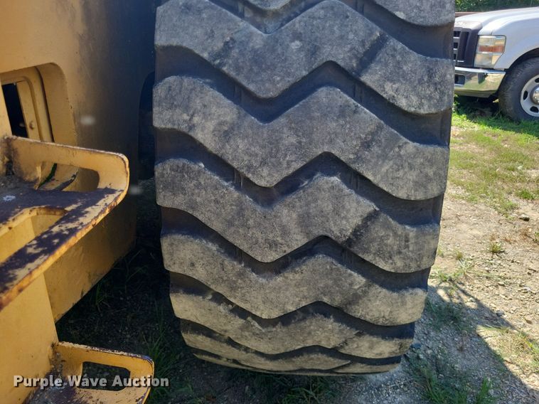 image for item LS9652 John Deere 844  wheel loader