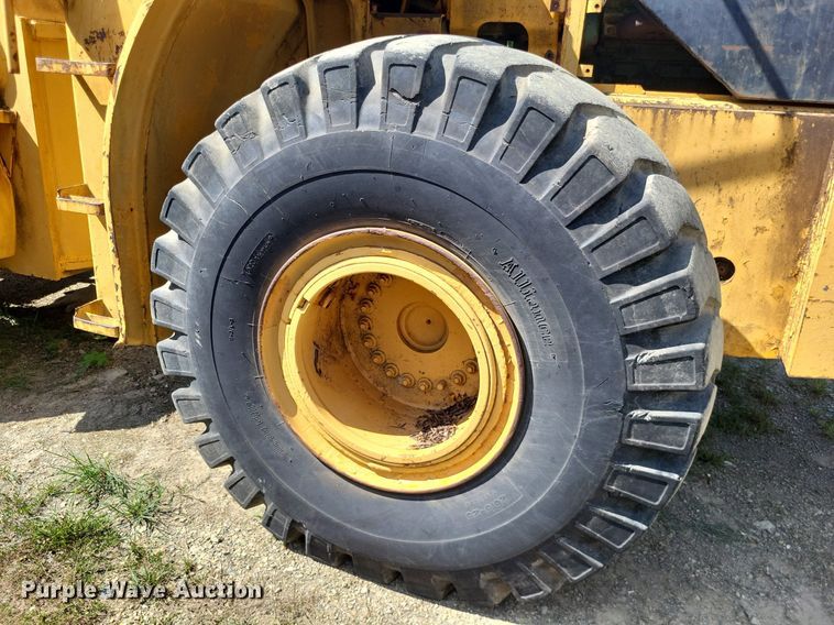 image for item LS9652 John Deere 844  wheel loader