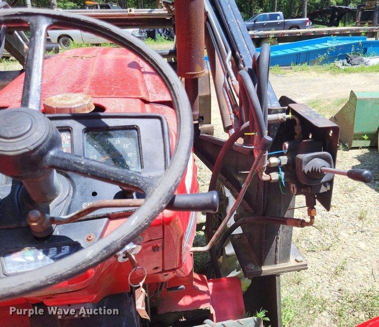 image for item LS9654 Yanmar YM2820D  MFWD tractor