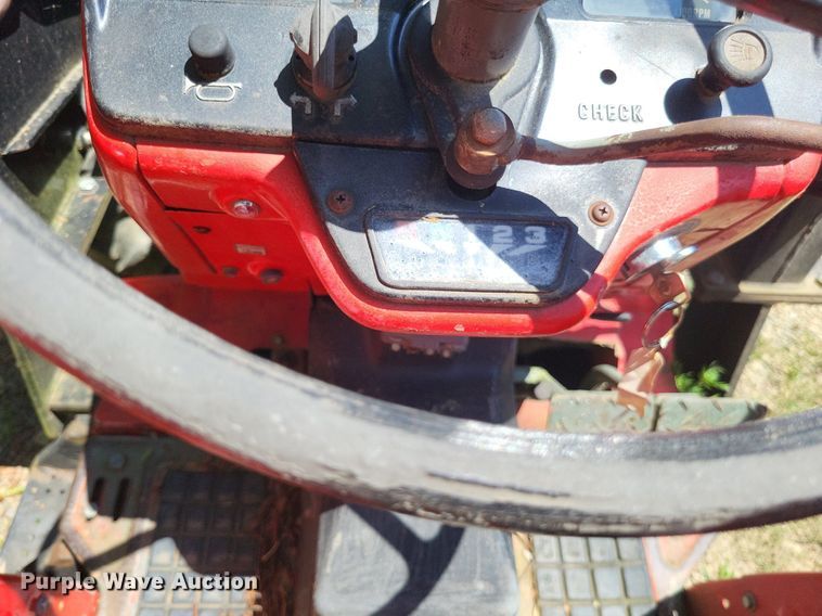 image for item LS9654 Yanmar YM2820D  MFWD tractor