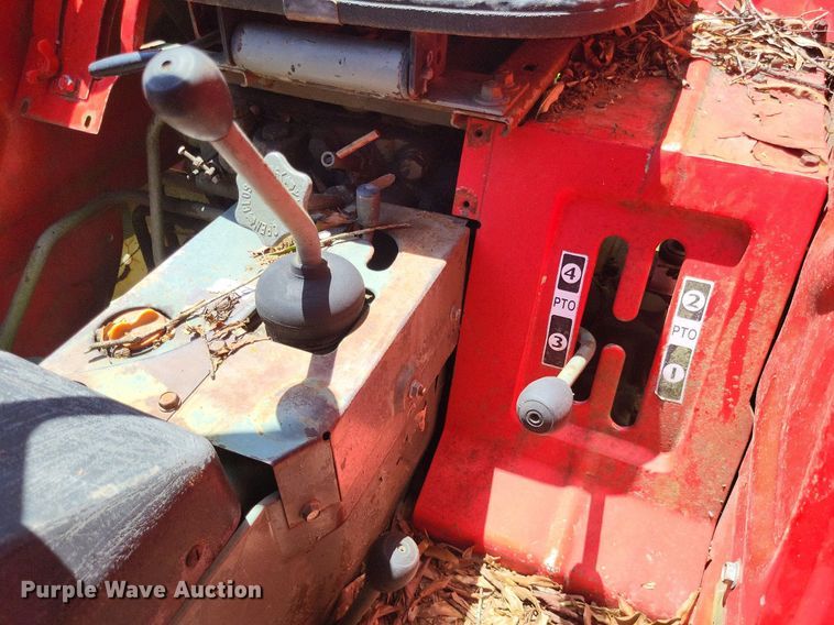 image for item LS9654 Yanmar YM2820D  MFWD tractor