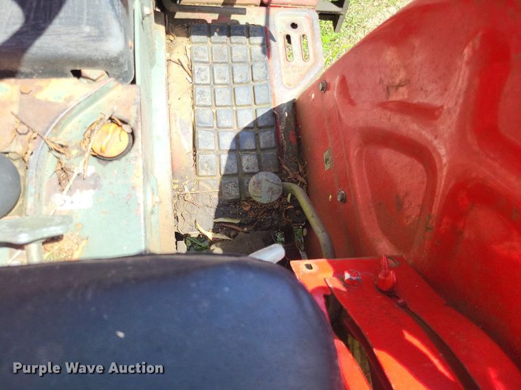 image for item LS9654 Yanmar YM2820D  MFWD tractor