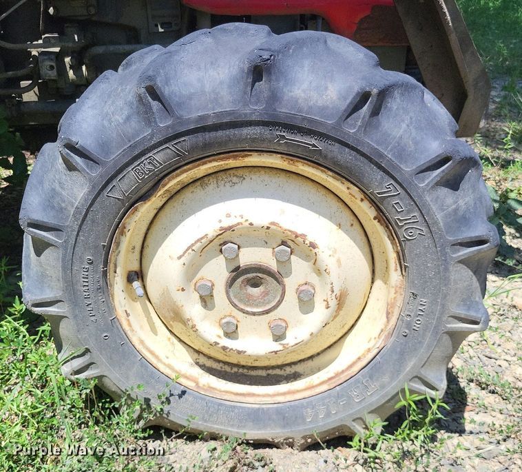 image for item LS9654 Yanmar YM2820D  MFWD tractor