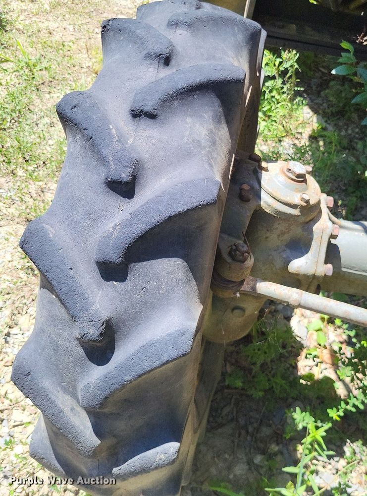 image for item LS9654 Yanmar YM2820D  MFWD tractor