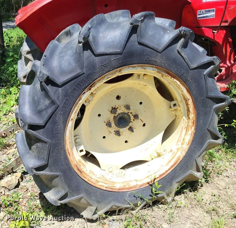 image for item LS9654 Yanmar YM2820D  MFWD tractor