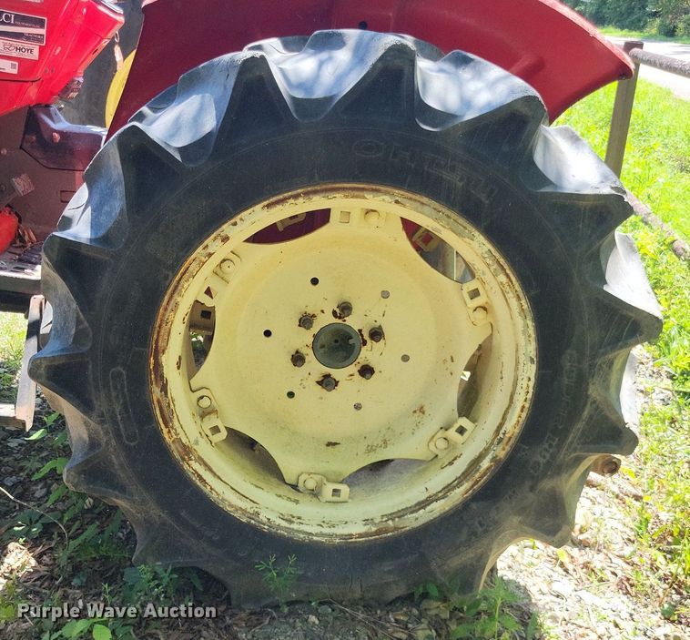 image for item LS9654 Yanmar YM2820D  MFWD tractor