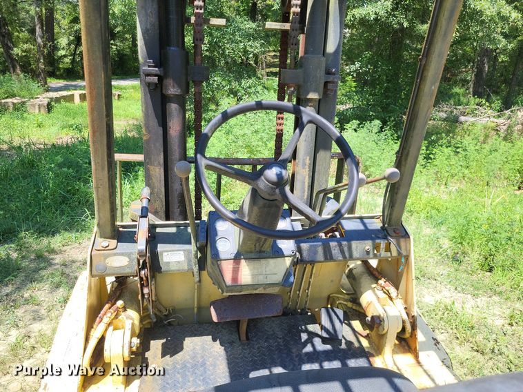 image for item LS9655 Hyster H80XL  forklift