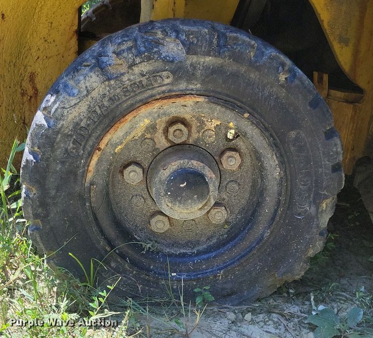 image for item LS9655 Hyster H80XL  forklift