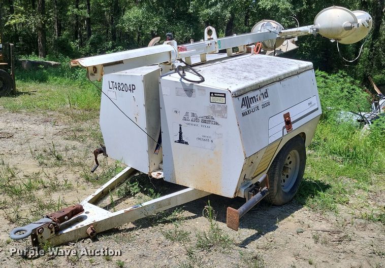 image for item LS9656 Allmand Maxi-Lite 20330  light plant