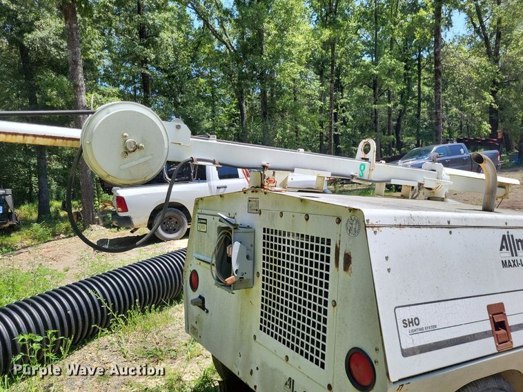 image for item LS9656 Allmand Maxi-Lite 20330  light plant