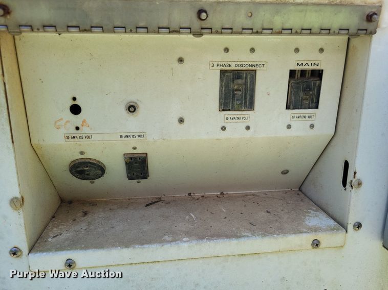 image for item LS9656 Allmand Maxi-Lite 20330  light plant