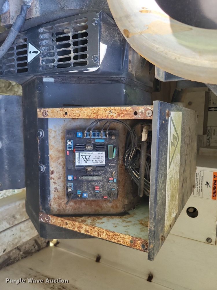 image for item LS9656 Allmand Maxi-Lite 20330  light plant