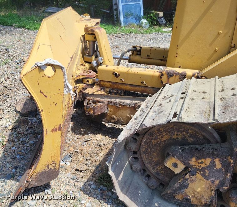 image for item LS9657 2006 Caterpillar D5N  dozer