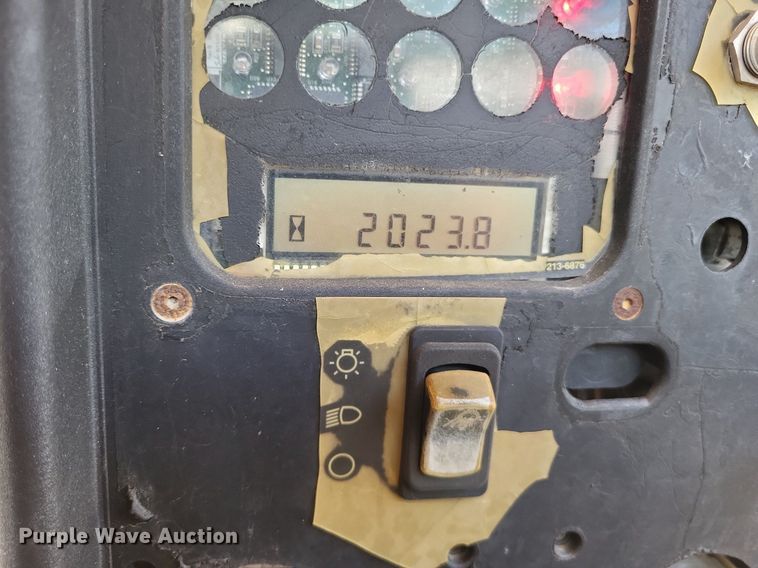 image for item LS9657 2006 Caterpillar D5N  dozer