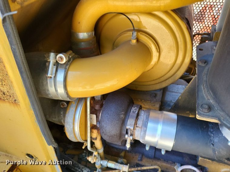 image for item LS9657 2006 Caterpillar D5N  dozer