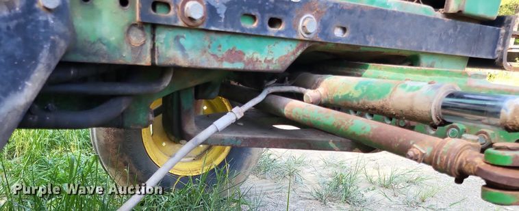 image for item LS9661 John Deere 2940  tractor