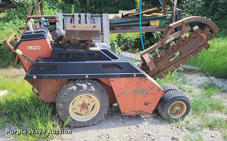 image for item LS9662 1996 Ditch Witch 1820K  trencher