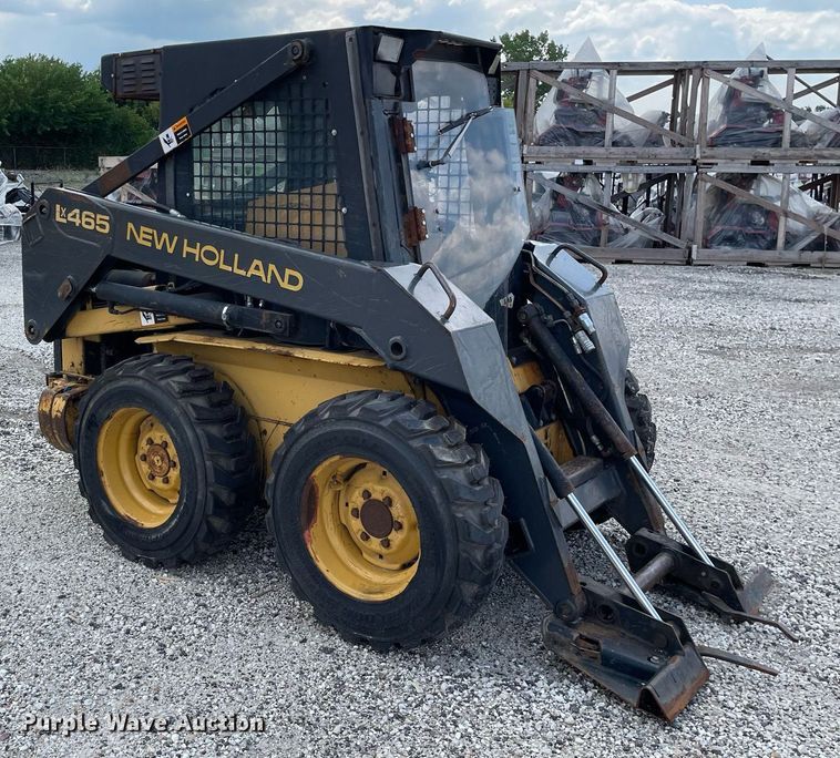 image for item LV9788 1994 New Holland LX465  skid steer loader