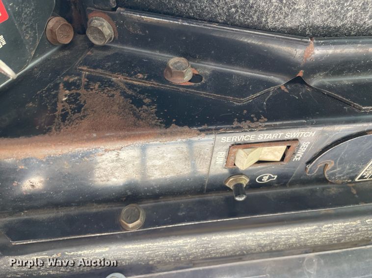 image for item LV9788 1994 New Holland LX465  skid steer loader