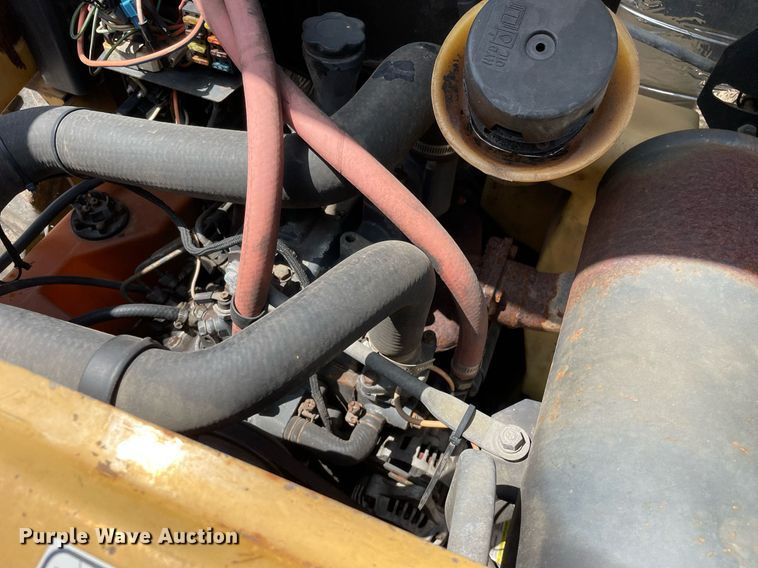 image for item LV9788 1994 New Holland LX465  skid steer loader